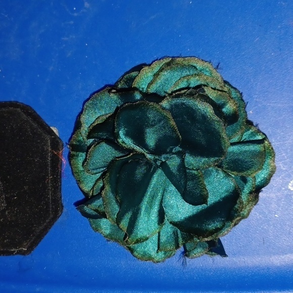 Hand Crafted Jewelry - Handmade Flower Pin or Hair Clip